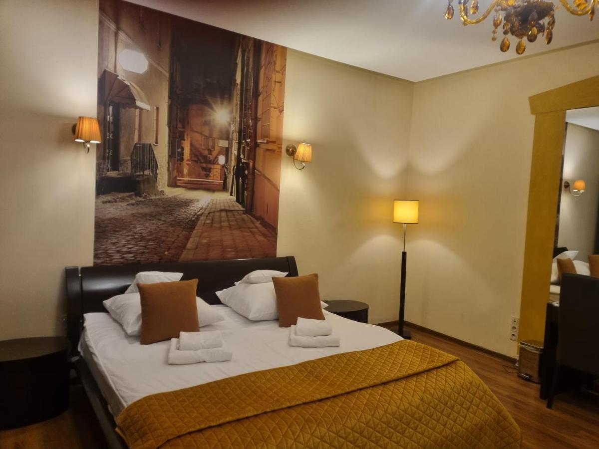 Hotel Wenecki Częstochowa Buitenkant foto